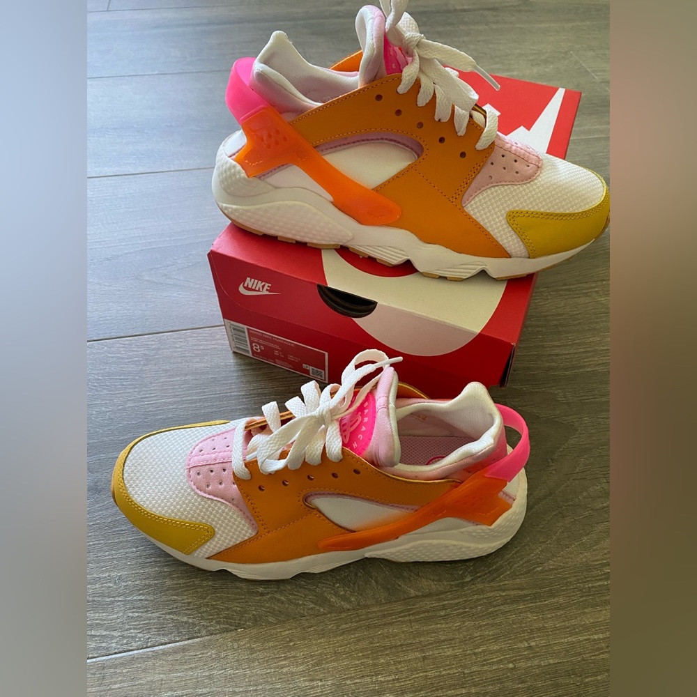 Nike Huarache Sneakers